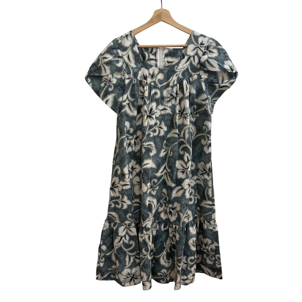 Vintage Royal Creations Hawaii Muumuu Dress Medium Blue Floral Midi Summer Vneck